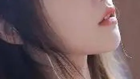 李阳前妻揭露女儿遭受家庭暴力，伤痕触目惊心